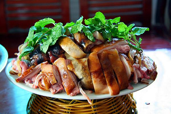喀斯特奇觀打黛河天坑，一縣一品公益助農(nóng)，貴州羅甸特產(chǎn)羅甸玉