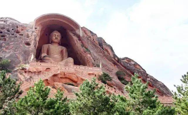 須彌山石窟。圖/“寧夏文化和旅游”公眾號(hào)
