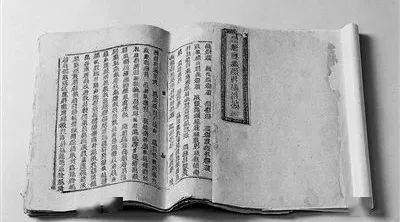 石刻胡旋舞墓門、鎏金銅牛、西夏文佛經(jīng)《吉祥遍至口和本續(xù)》 均為寧夏國(guó)寶級(jí)文物。圖/寧夏新聞網(wǎng)
