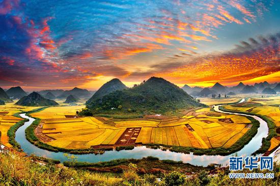 壯美文山。新華網(wǎng)發(fā)（韋榮峰 攝）