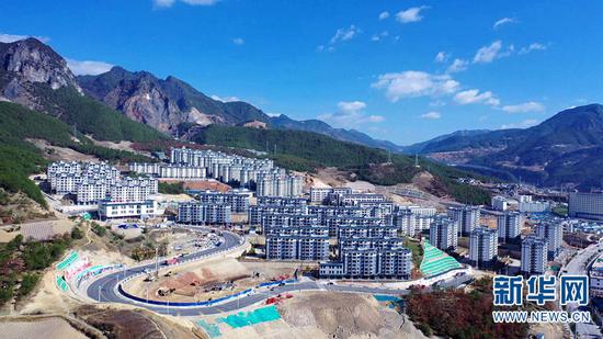 怒江州蘭坪縣城北區(qū)易地扶貧搬遷安置點(diǎn)。新華網(wǎng)發(fā)（張金國(guó) 攝）