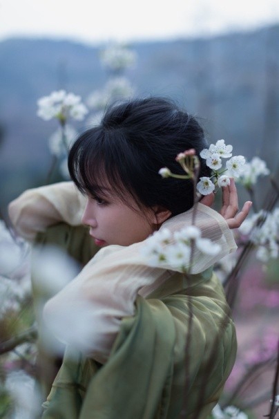  圖片來源：“她助理”微博